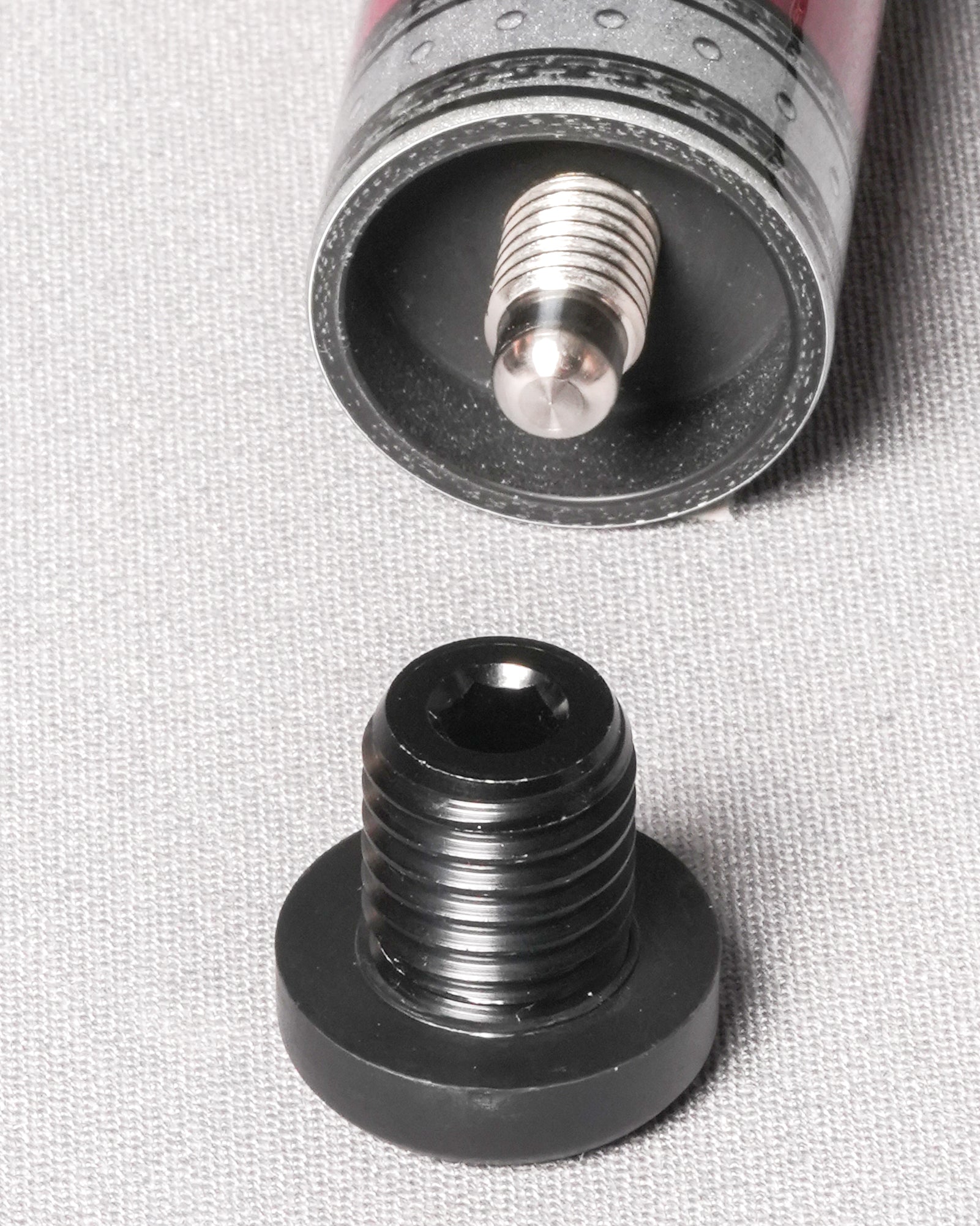 EVO FREEDOM MAXBING EDITION - CRIMSON FLAME - WHITE LEATHER WRAP