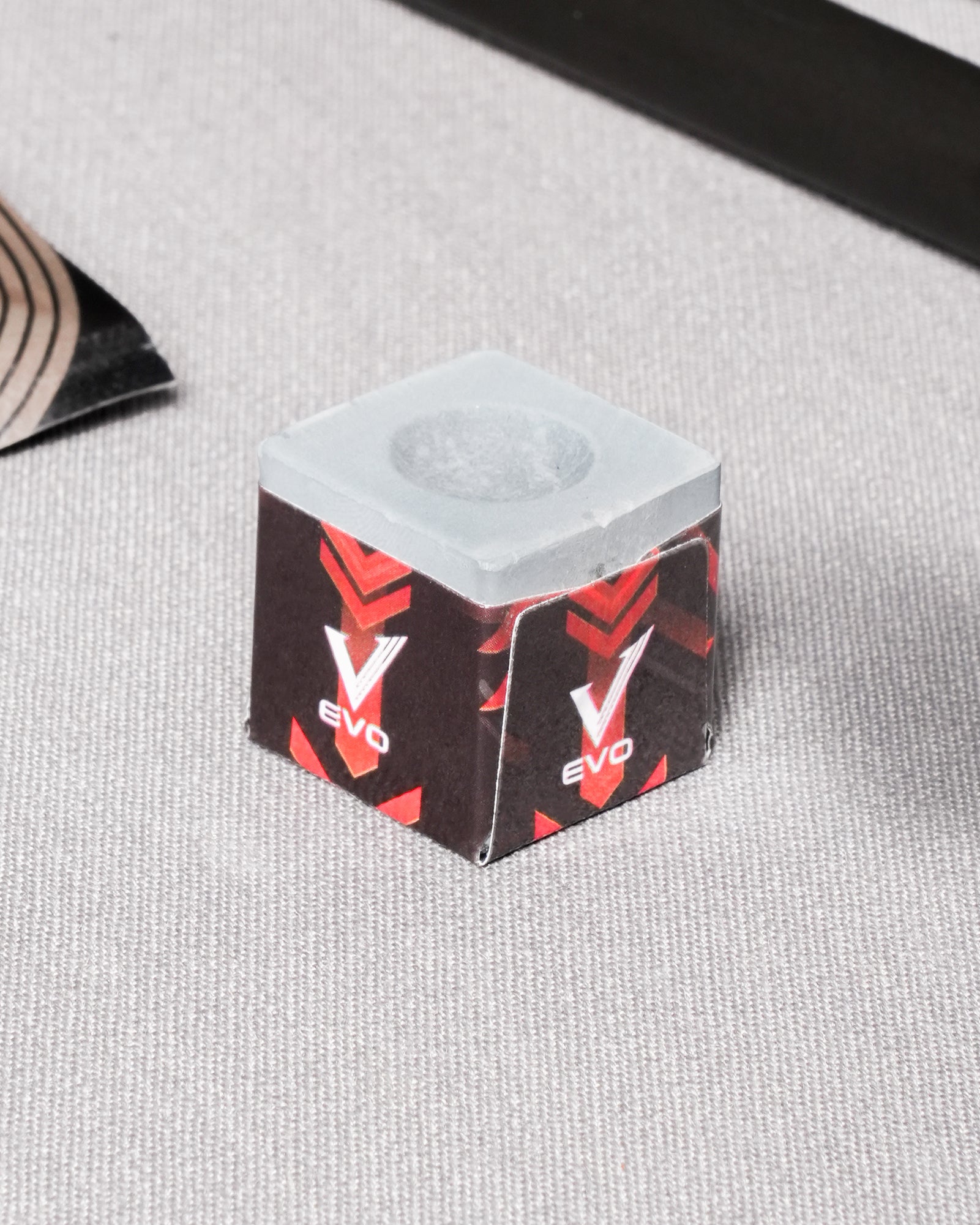 EVO FREEDOM MAXBING EDITION - CRIMSON FLAME - WHITE LEATHER WRAP