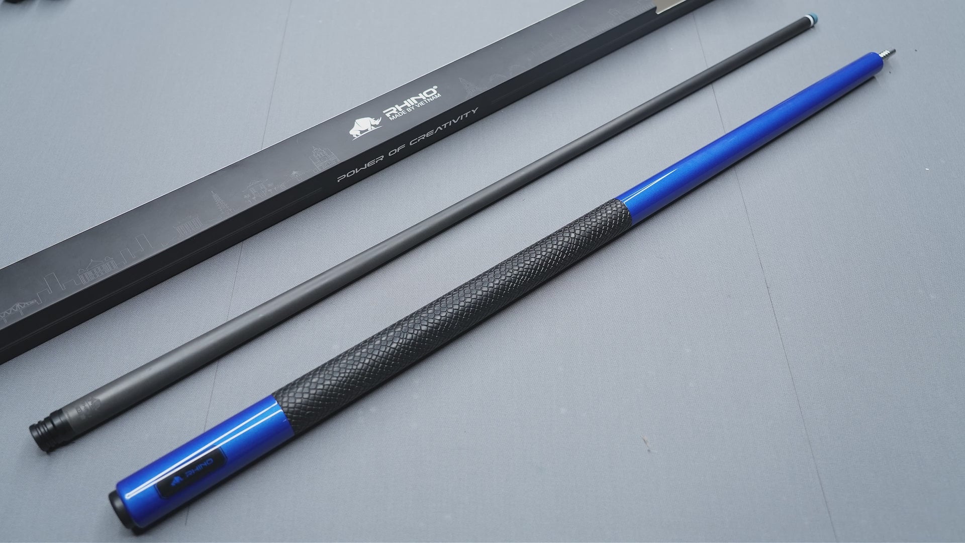 Load video: LUMINAX POOL CUE - OCEAN BLUE - SPORT WRAP