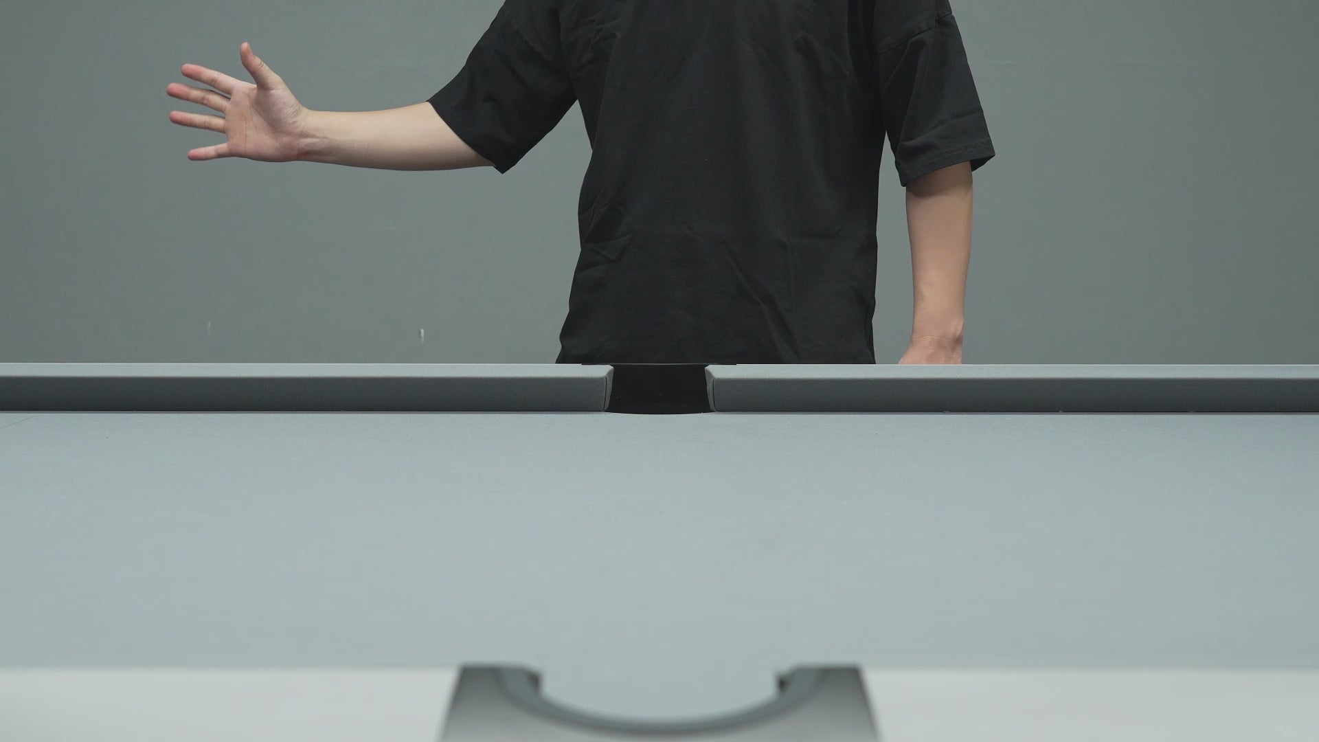 Load video: EVO BEAST POOL CUE - AMETHYST LION - LEATHER WRAP